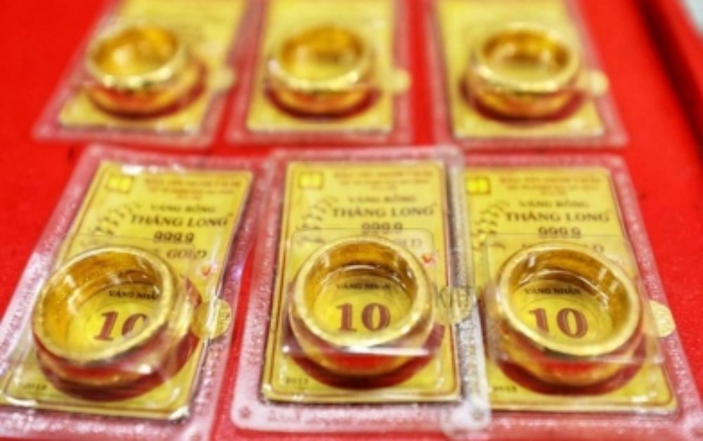Giá vàng hôm nay 31/10: Thế giới giảm 'bốc đầu'