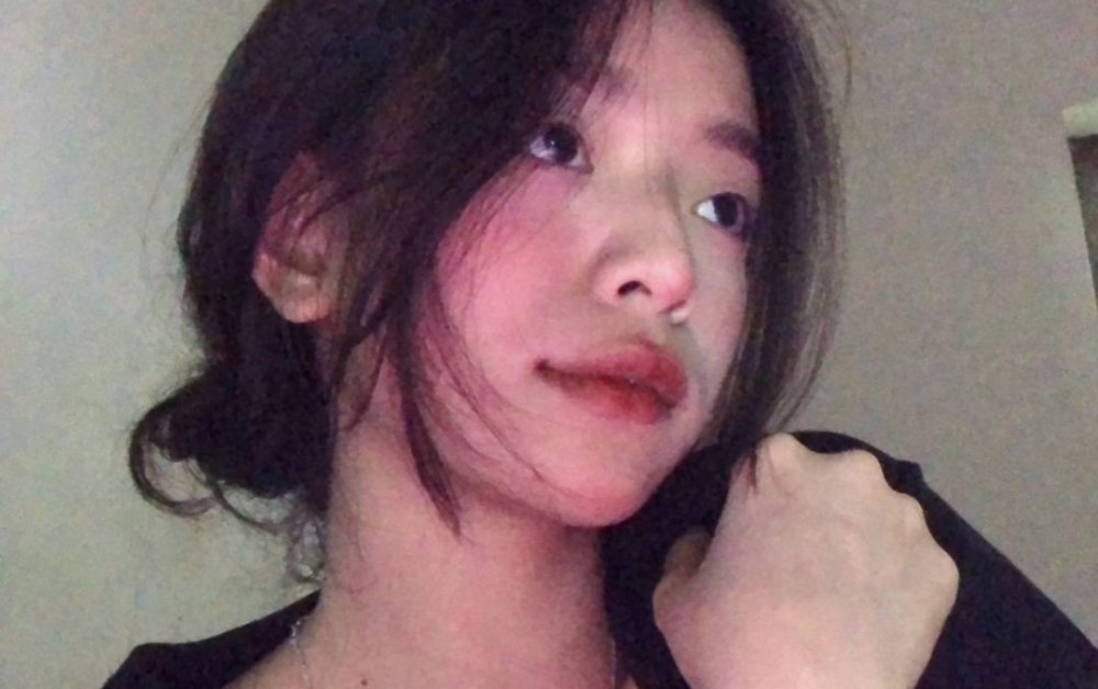 Hot girl qmh là ai mà khiến MXH 