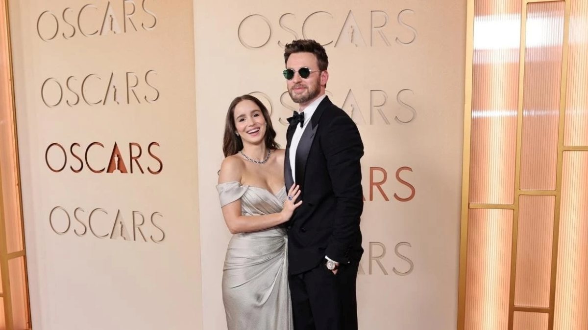 Dàn mỹ nhân gợi cảm trên thảm đỏ Oscar 2026