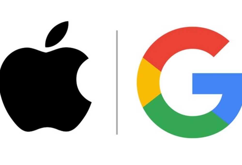 Cú bắt tay lịch sử giữa hai ông lớn trong làng công nghệ