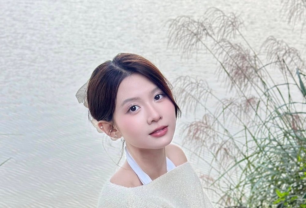 Nhan sắc diễn viên Chang Mây đang phủ sóng loạt phim giờ vàng VTV