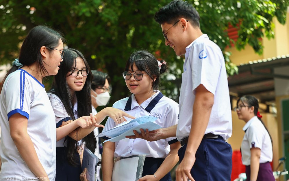 Điểm chuẩn Trường Đại học Ngân hàng TP.HCM 2025