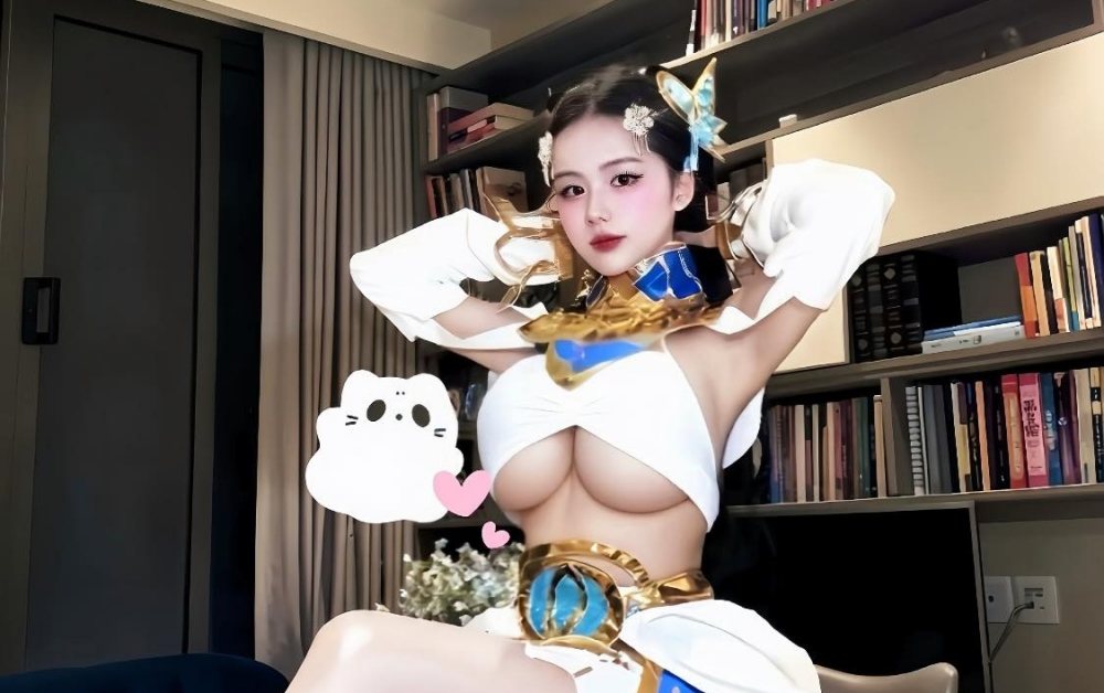 Không chậm trễ, Yugi Kiều Oanh khiến fan mê mẩn với bộ ảnh copslay mê mắt