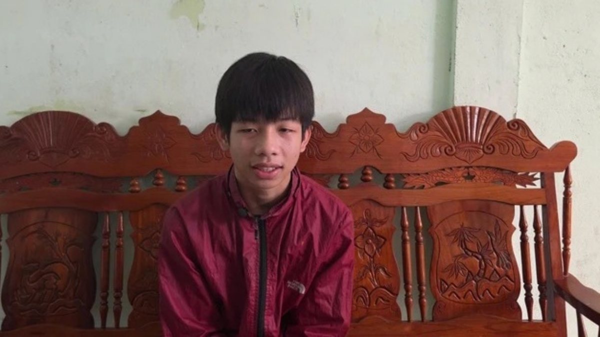 Vụ máy bay rơi: Lời kể của nam sinh hỗ trợ phi công khi tiếp đất