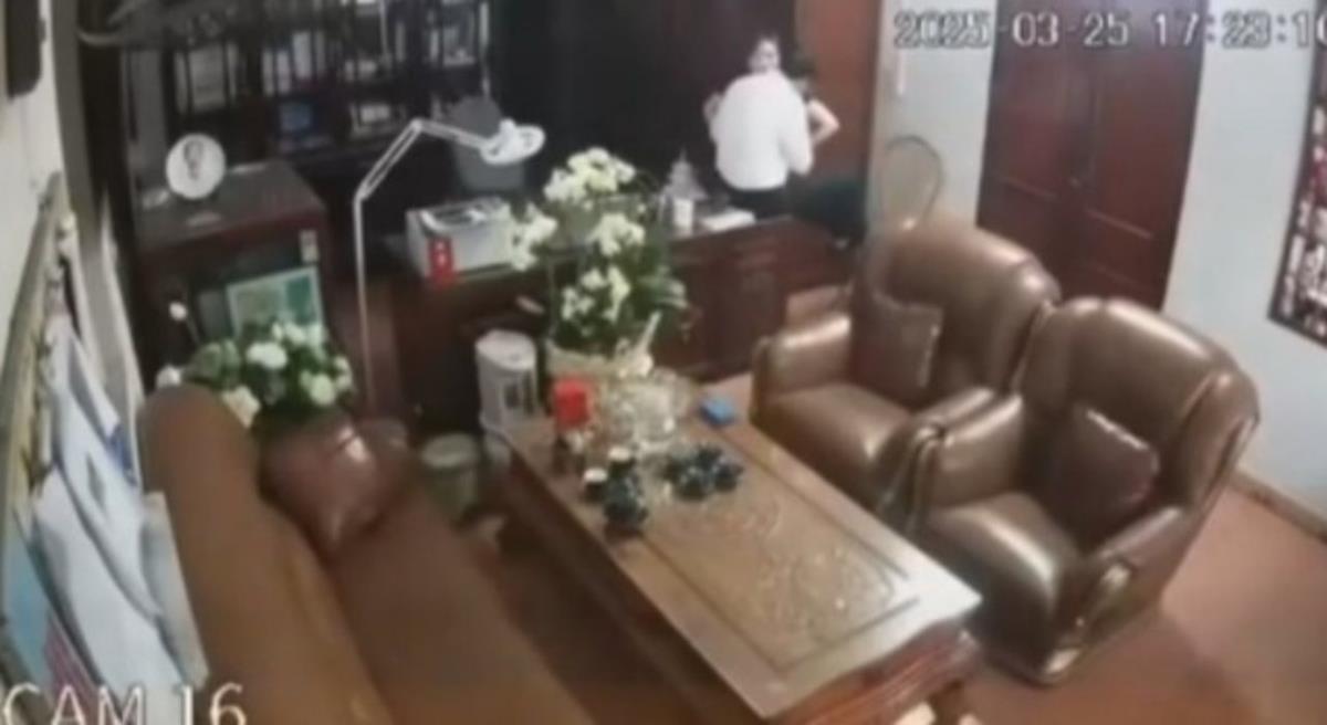 Clip nghi của thầy hiệu trưởng Hải Hậu - Ninh Bình gây xôn xao