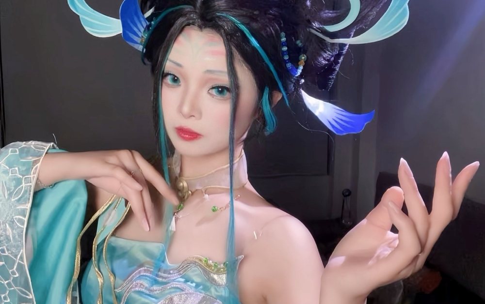 Công khai “bán quạt”, nữ coser khiến triệu game thủ “đứng hình” vì cú twist không ai ngờ tới