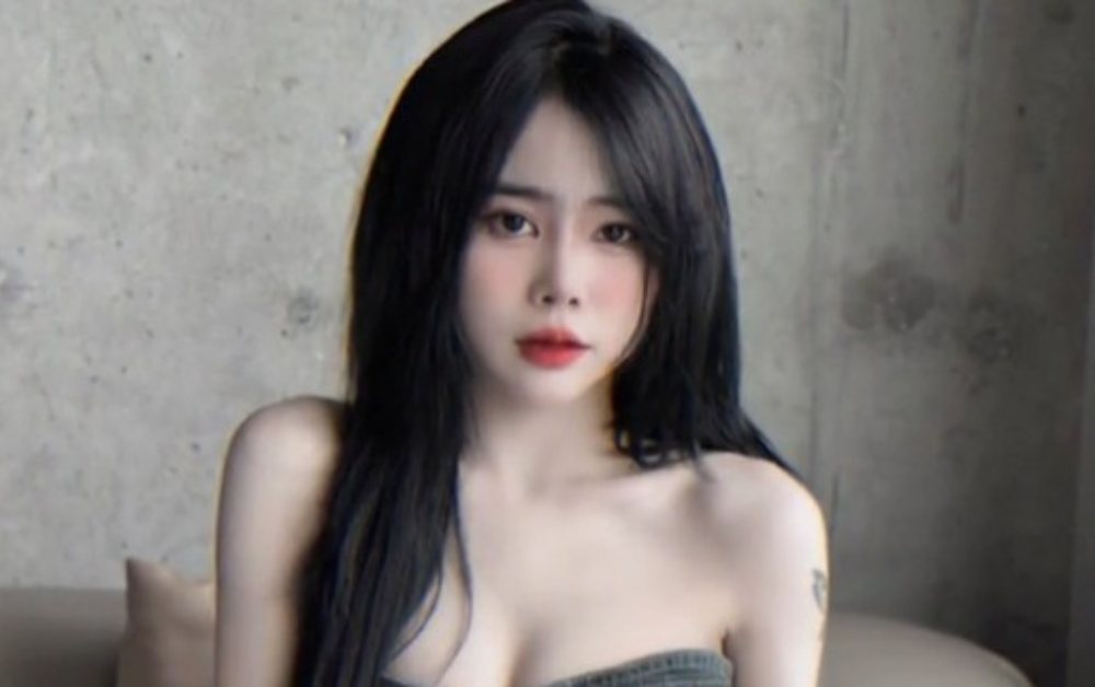 Lộ clip HOT tiktoker Vũ Minh Huệ gây xôn xao mạng xã hội