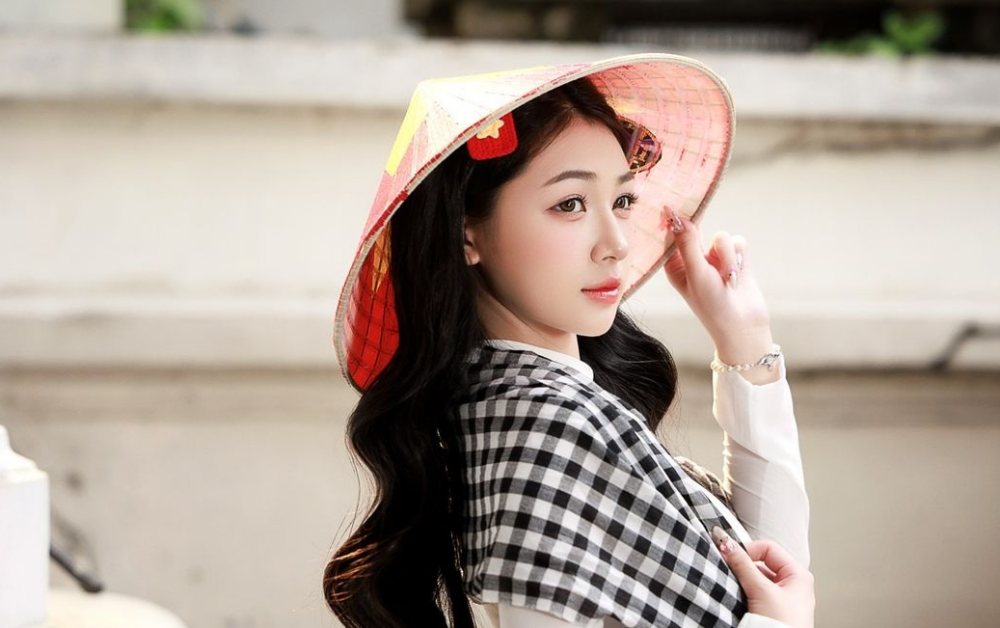 Tổng hợp những siêu phẩm HOT của Trần Hà Linh – gái xinh 2k2 gây bão MXH