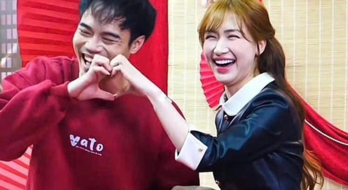 Hoà Minzy chặn Văn Toàn