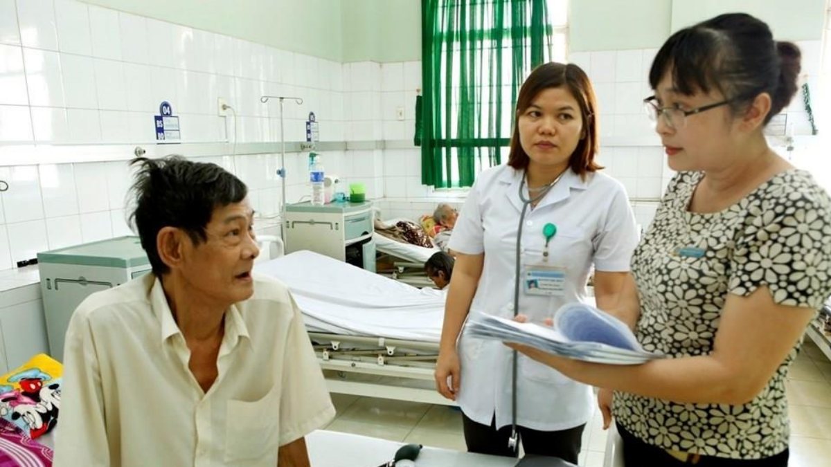 Từ 2026, ai không được hưởng quyền lợi bảo hiểm y tế?