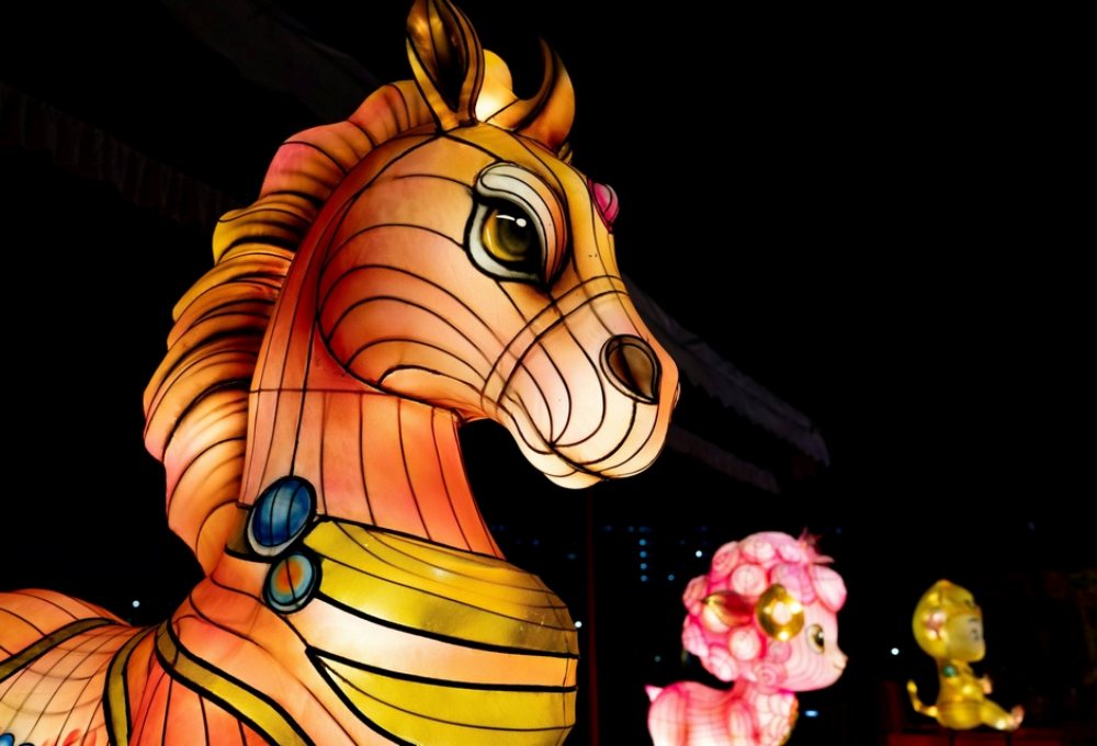 Năm 'song hỏa' Bính Ngọ 2026 tốt hay xấu?