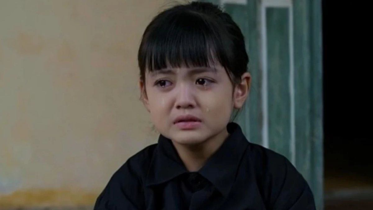 Diễn viên nhí 8 tuổi “gây sốt” trong phim Gia đình trái dấu