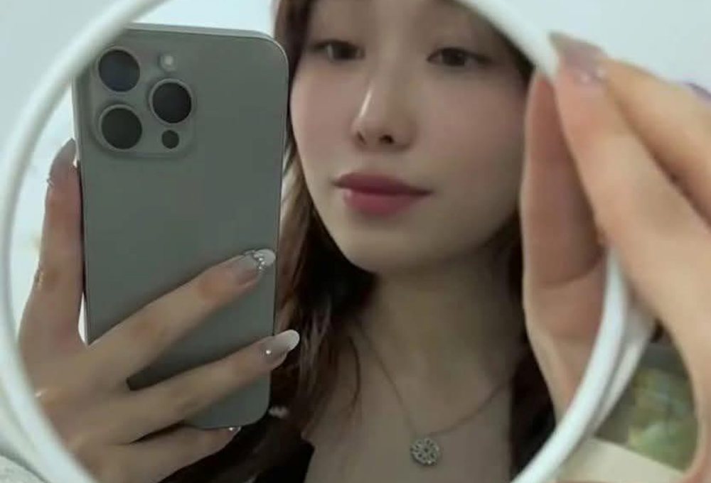 Chuyện hot nhất 2/3: Chiếc gương được quan tâm nhất lúc này