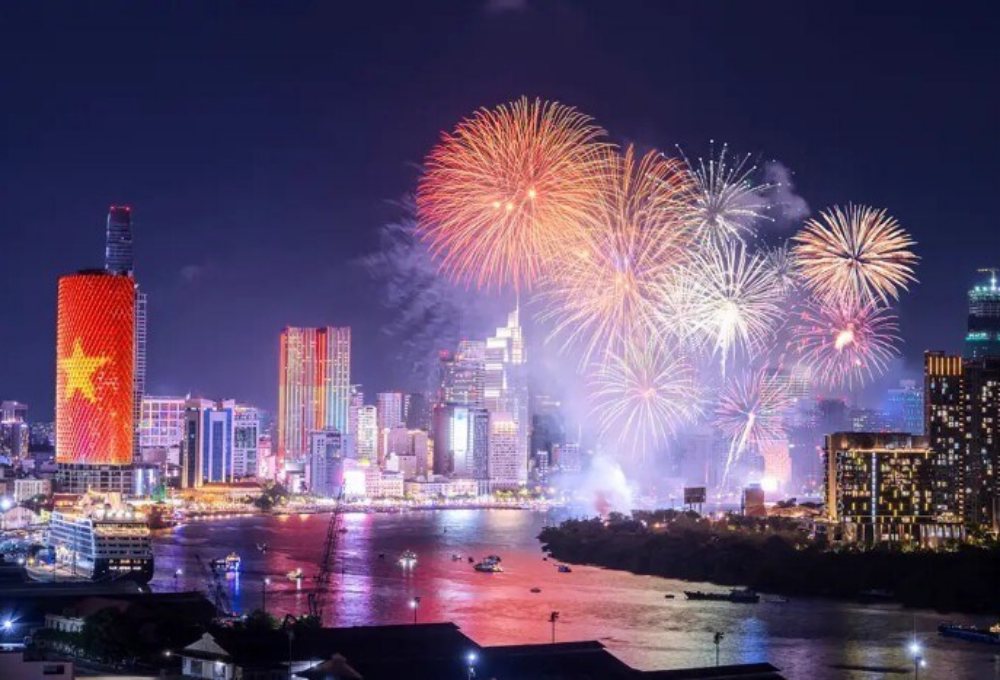 Những điểm đón countdown sôi động nhất Thủ đô