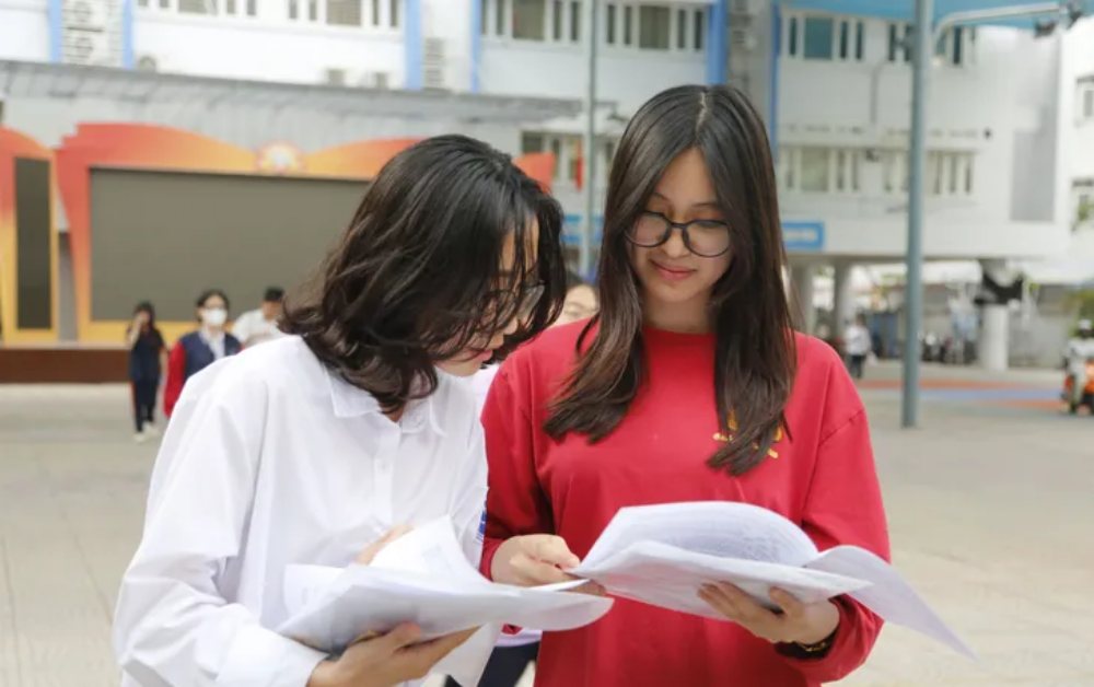 Đáp án môn Văn tốt nghiệp THPT 2025 chính thức
