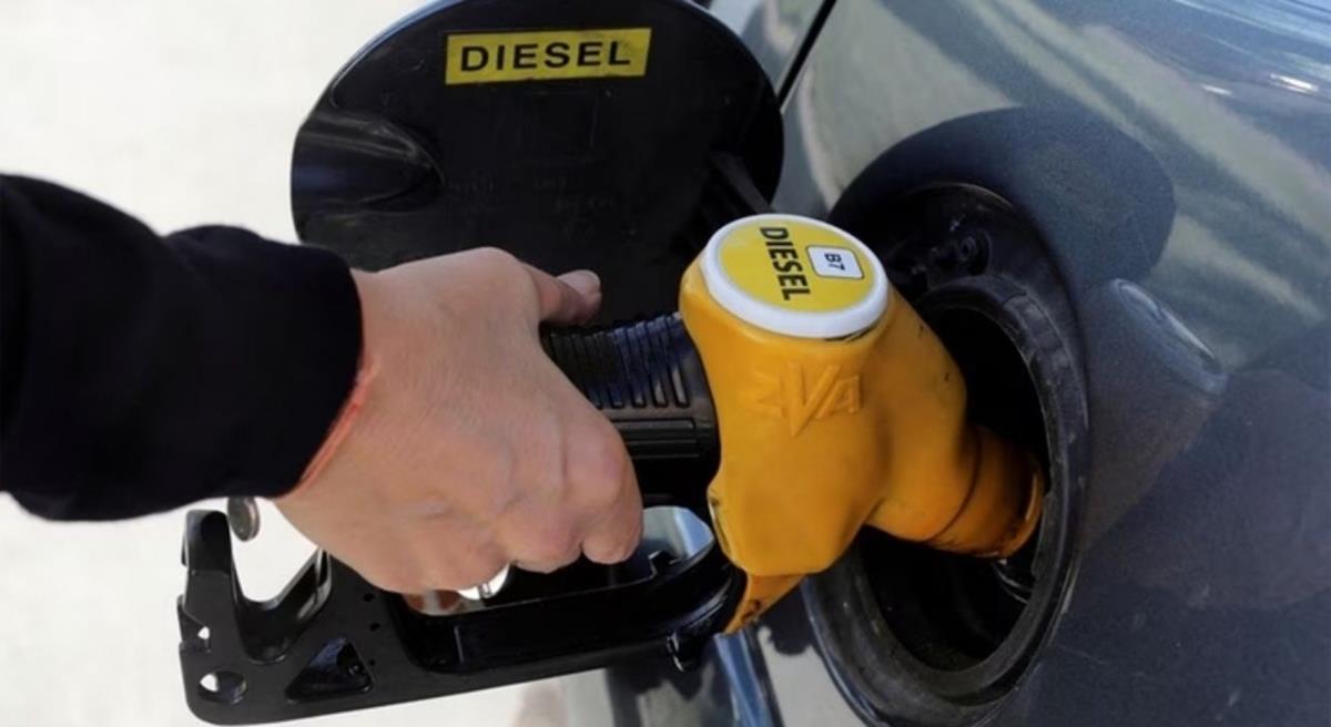 Giá xăng dầu hôm nay 2/11: Tiếp tục tăng nhẹ