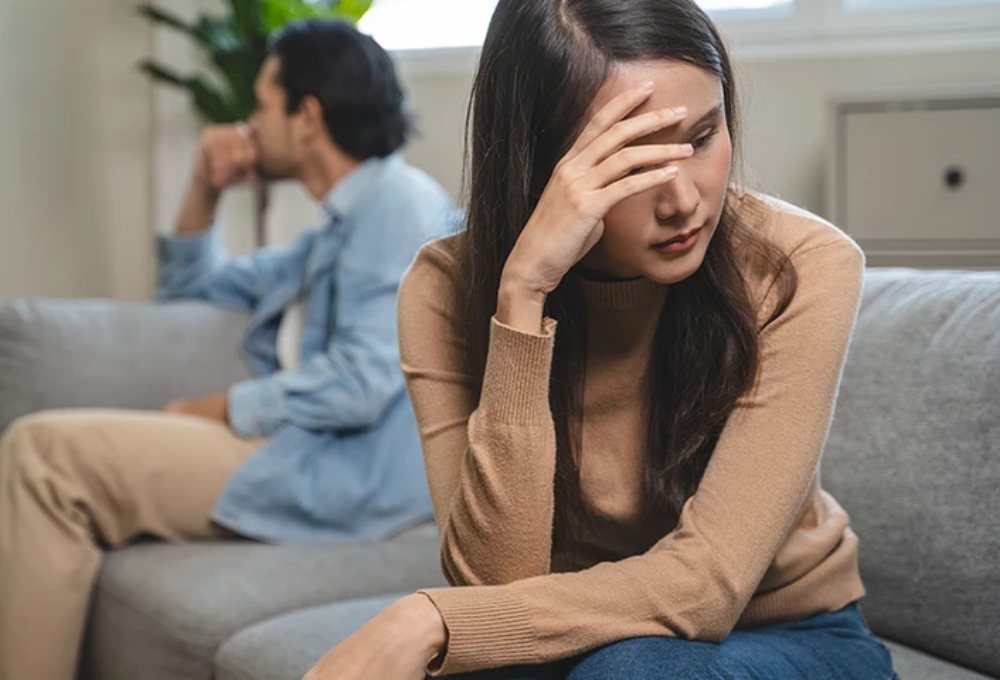 Vì tôi ở rể nên vợ không cho phép biếu tiền Tết nhà nội bằng nhà ngoại