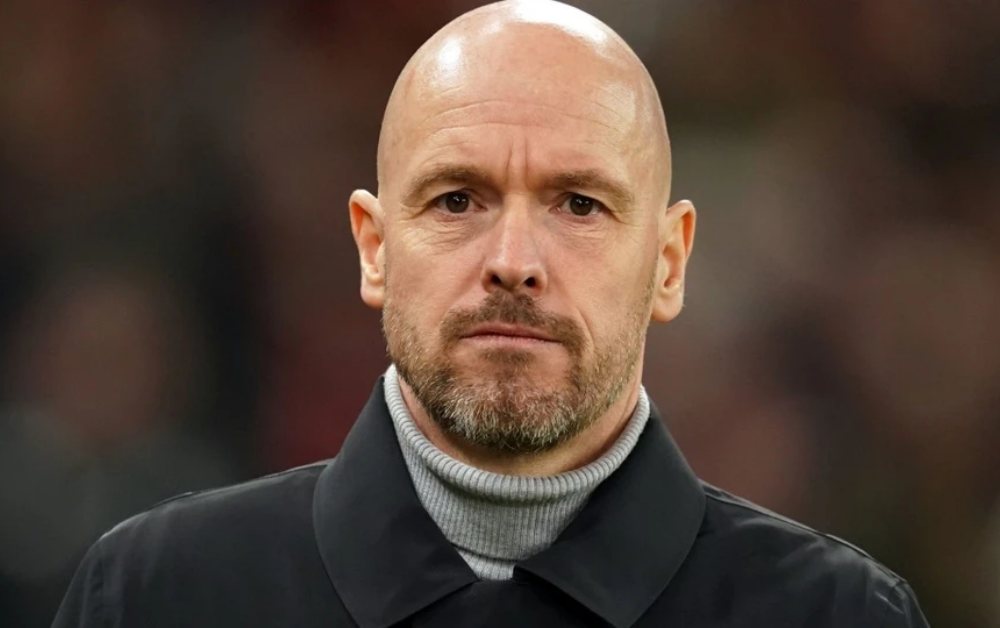 Leverkusen cân nhắc sa thải Ten Hag