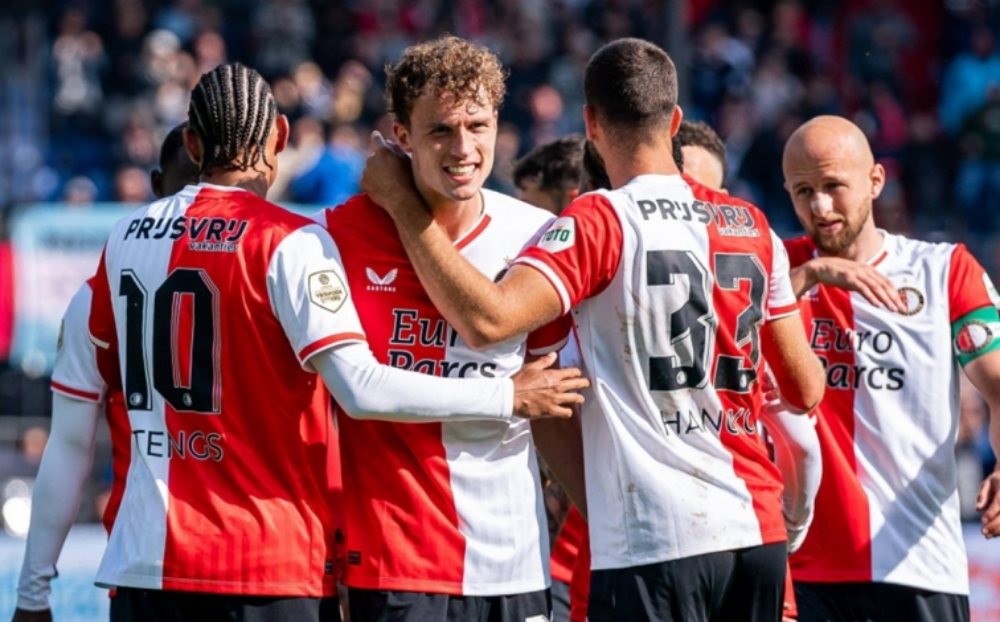 Nhận định Feyenoord vs PEC Zwolle: Đội khách khó thoát hiểm