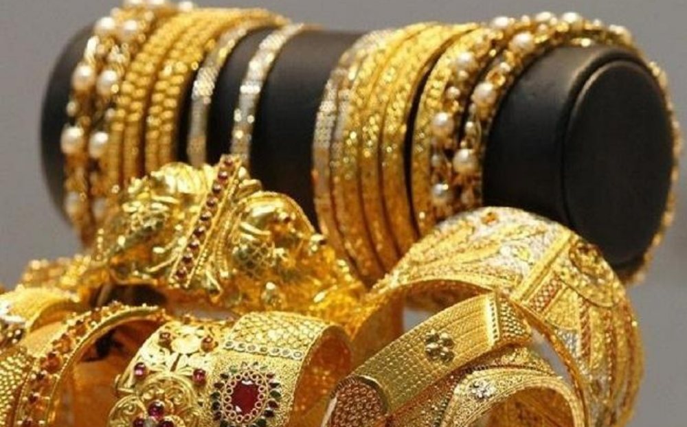 Giá vàng hôm nay sáng 1/6: 'Nín thở' chờ đợi