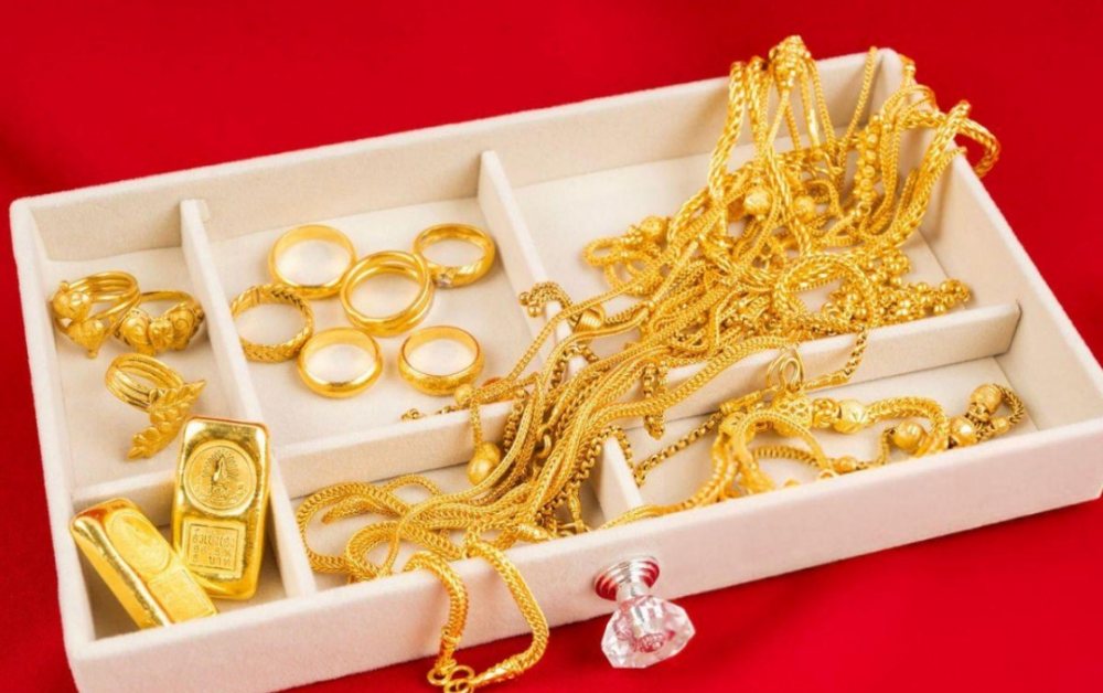 Giá vàng hôm nay trưa 16/6: Vàng SJC tăng giảm khó lường