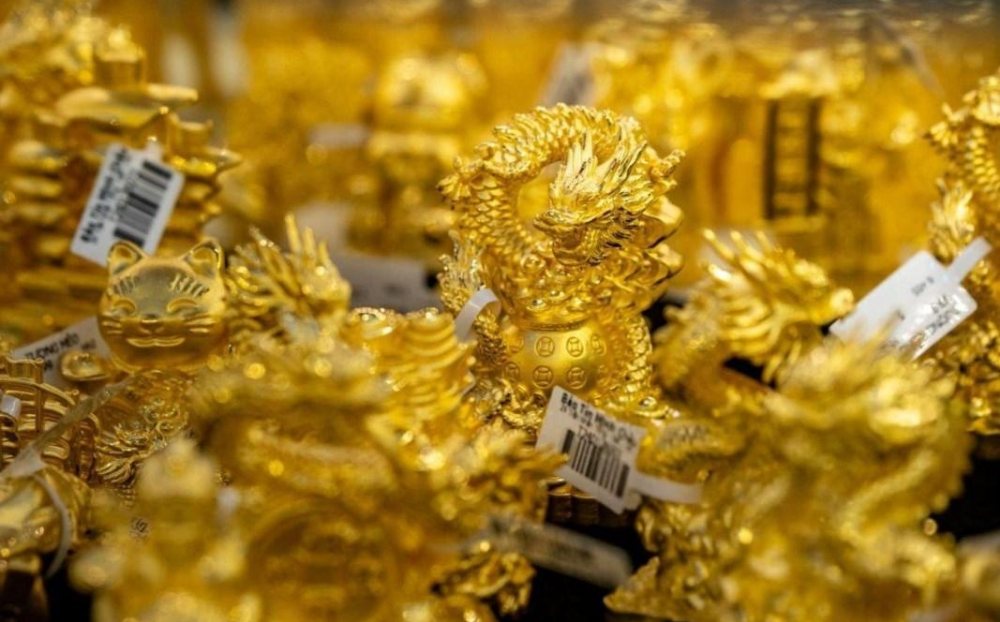 Giá vàng hôm nay trưa 2/6: Vàng trong nước biến động khó lường