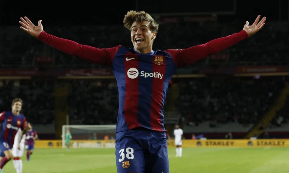 Chelsea gây bất ngờ triệu hồi Marc Guiu từ Sunderland