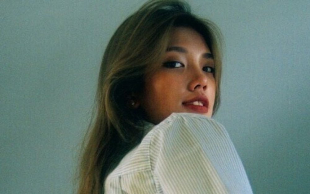 Bộ ảnh “bán quạt” của Harley Phạm: Còn chơi cả hệ some!