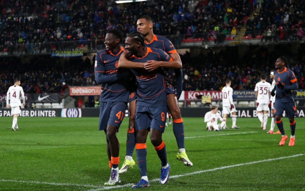 Hạ gục Torino, Inter Milan thẳng tiến vào bán kết Cúp Ý