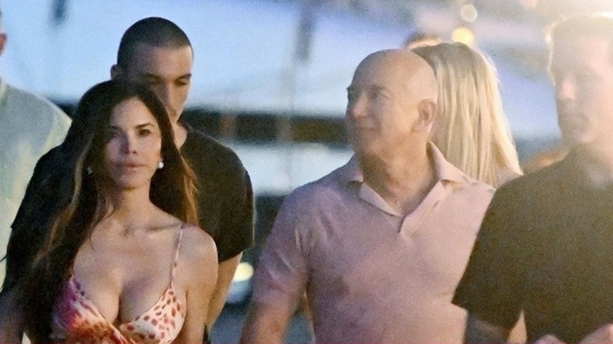 Choáng ngợp khung cảnh tại điểm tụ tập đón giao thừa của giới siêu giàu