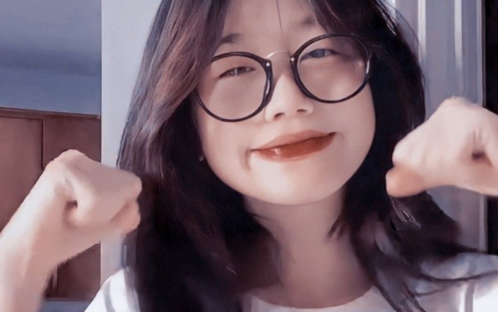 Lộ clip hot tiktoker Khánh Linh 2k5 gây xôn xao