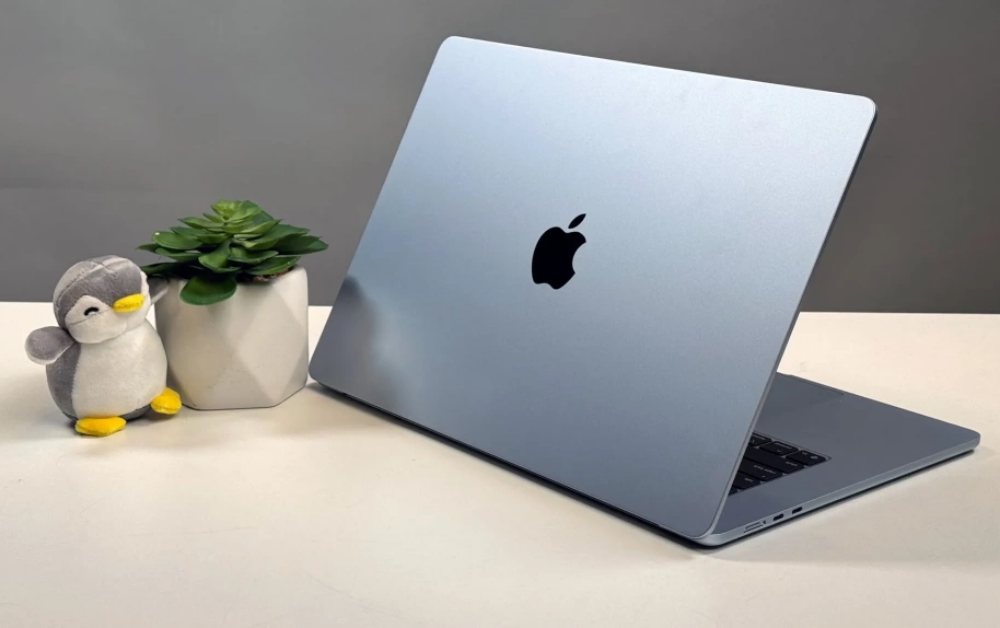 Apple có thể ra MacBook giá rẻ dùng chip iPhone