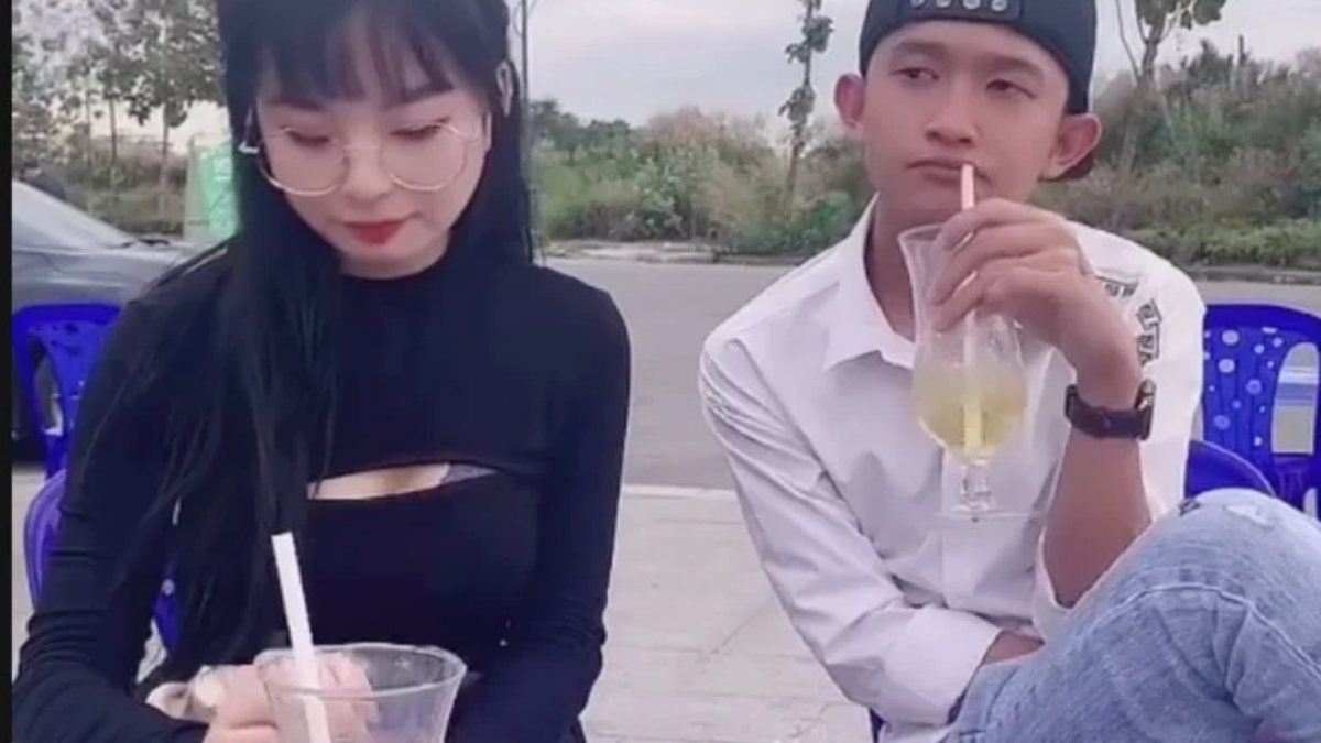 1021+ ảnh mèo 2k4 ăn kem lộ clip mèo 2k4 và bé chanh ăn chuối nướng