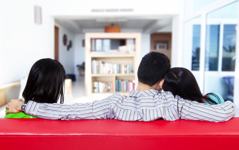 Mơ thấy chồng báo hiệu sự nghiệp, tài lộc có gì đổi thay?