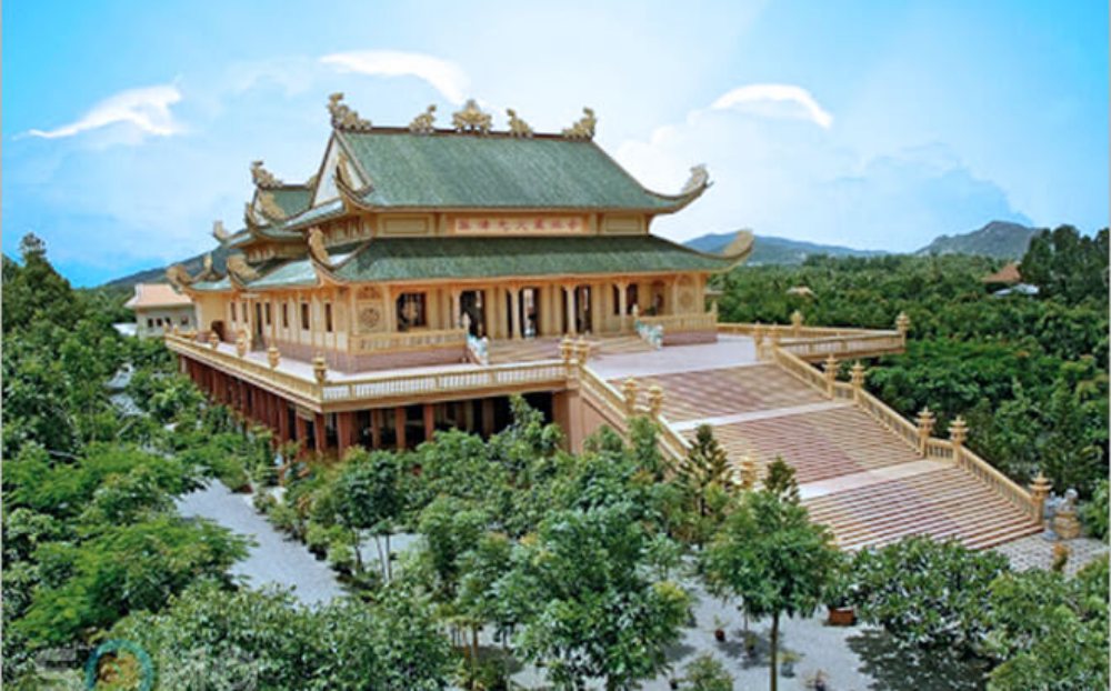 Nằm mơ thấy chùa miếu là điềm báo tâm linh gì?