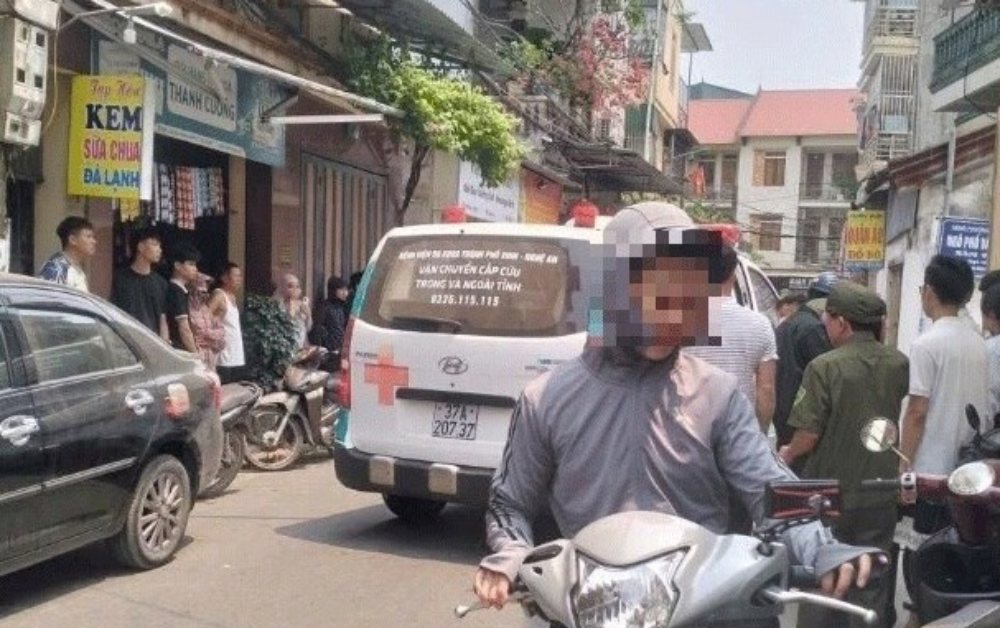 Vụ nữ sinh 2004 tử vong tại Nghệ An: Nam thanh niên nghi dùng dao gây án rồi tự gây thương tích