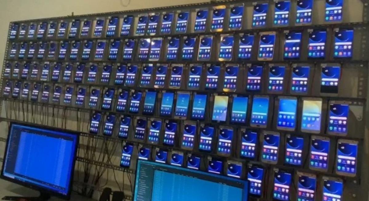 Phone Farm là gì? “Nông trại điện thoại” kiếm tiền có thật không?