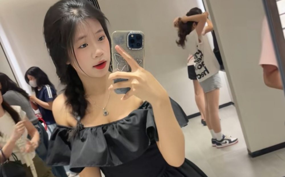 Lộ clip Phương Linh (phlinh247) gây xôn xao mạng xã hội