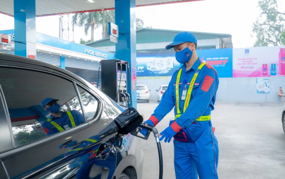 Việt Nam chi gần 3 tỷ USD nhập khẩu xăng dầu trong quý I