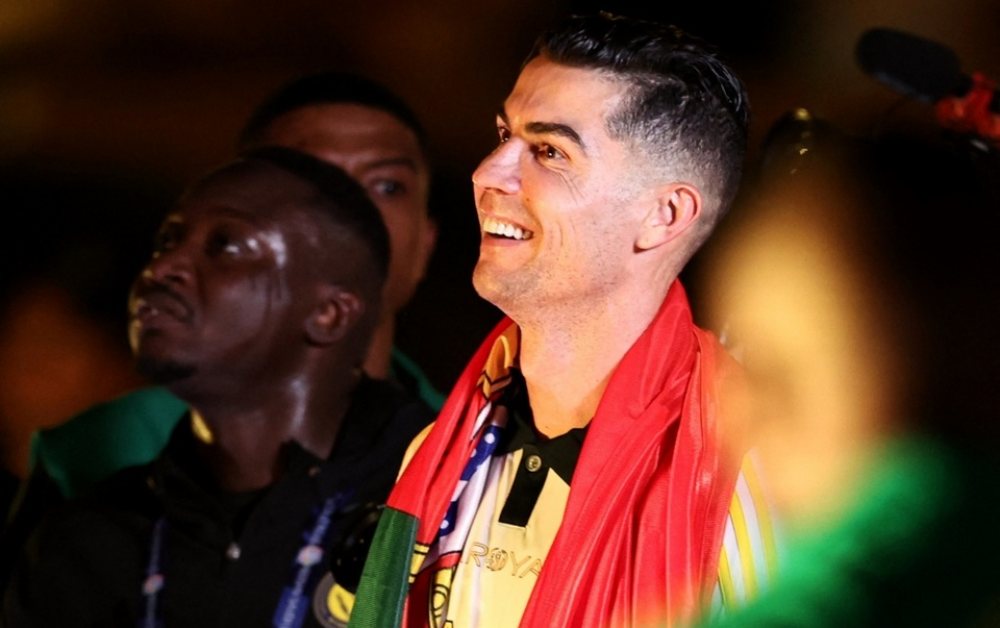 Cristiano Ronaldo lại lập kỷ lục triệu đô với chiếc thẻ độc bản đắt đỏ