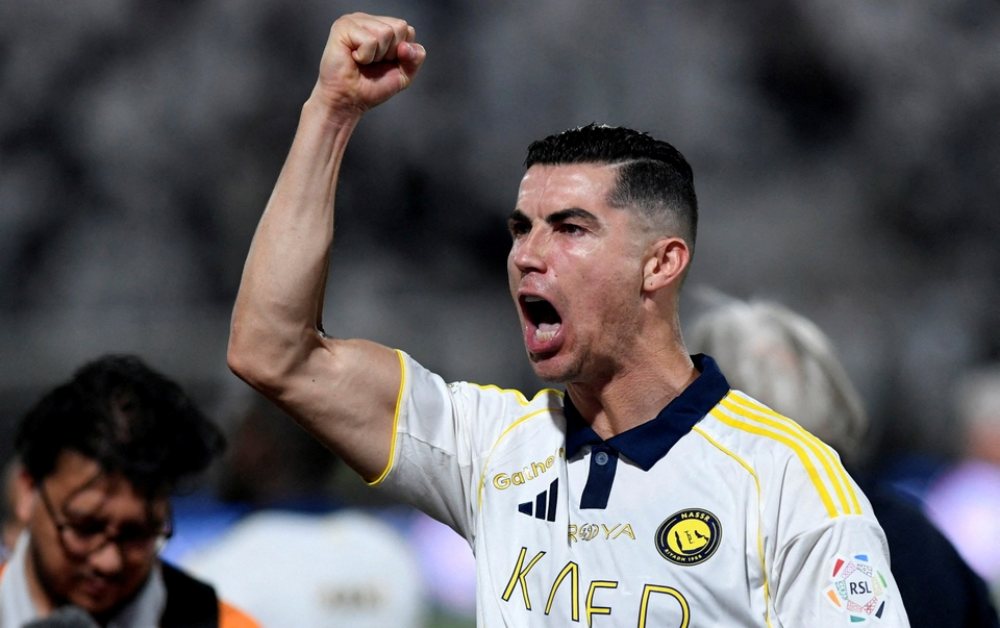 Ngả mũ với Ronaldo: 41 tuổi vẫn lập kỷ lục chưa từng có
