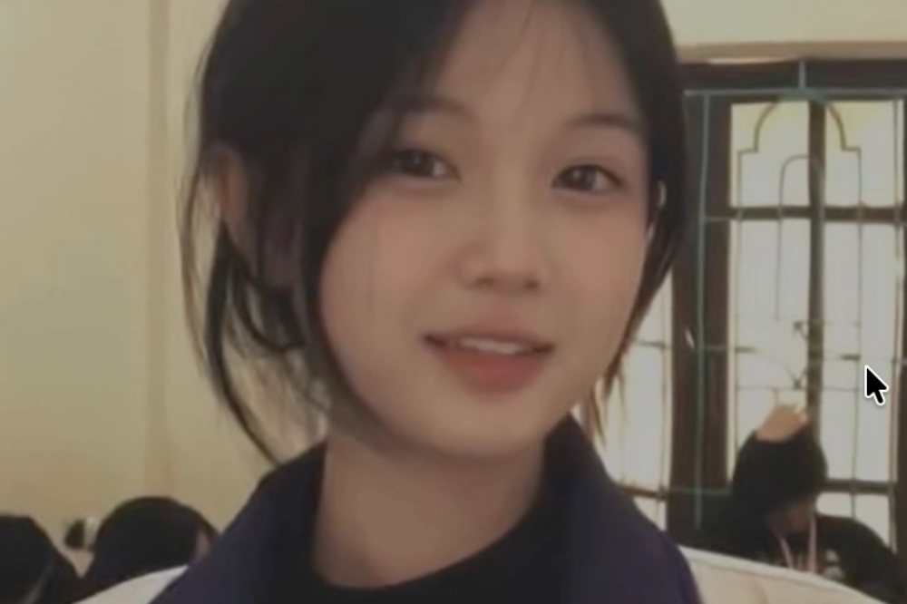 Loạt ảnh gái xinh học đường 2009 hot nhất TikTok: Trend hoài niệm khiến dân mạng “rần rần”