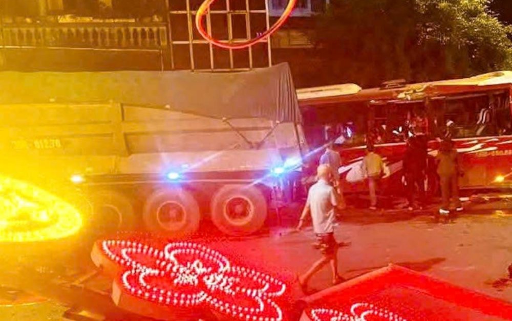 Tai nạn liên hoàn ở Thanh Hóa, hơn 20 người bị thương