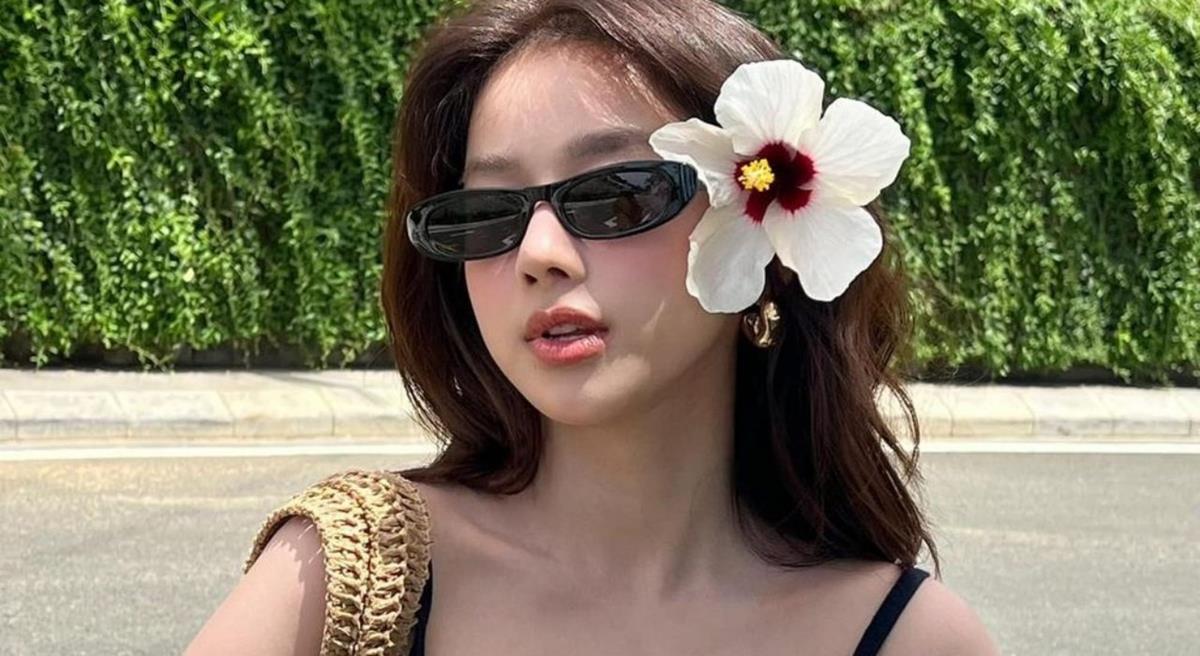 "Xả kho" bộ ảnh hè, Thư Đan Nguyễn khoe vóc dáng "vạn người mê" khiến fan được phen "đốt mắt"