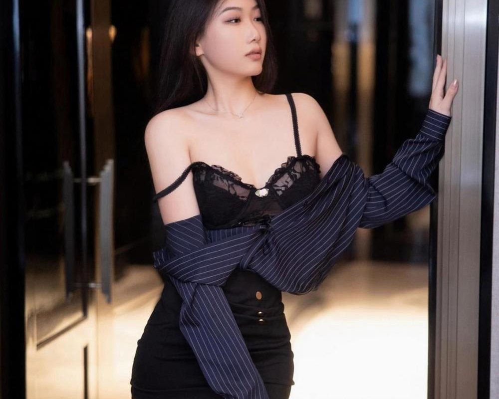 +99 Ảnh ngực đẹp sexy, gợi cảm đến từ nữ thần xứ Hoa Ngữ