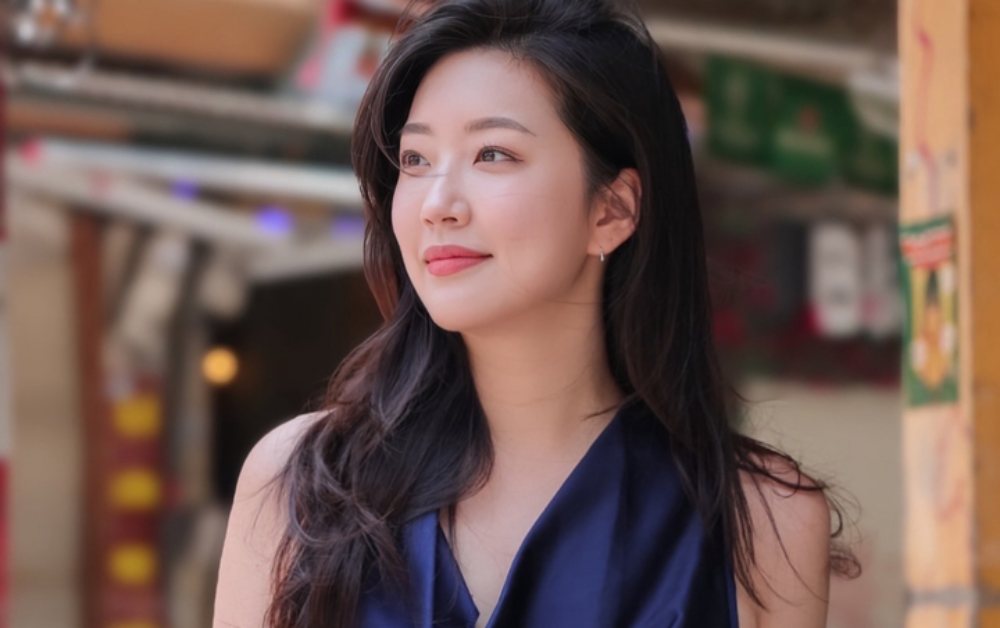 Nữ YouTuber lên tiếng khi bị nhầm là du khách tấn công cô gái ở tiệm photobooth