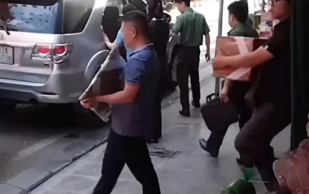 TikToker Lê Việt Hùng bị bắt