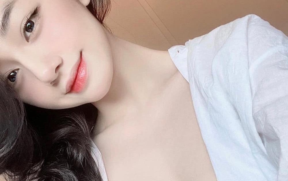 Bị Lộ 6 Clip 'Nóng', Hot Girl 2K2 Trần Hà Linh Xứ Hà Thành lập tức có động thái lạ!