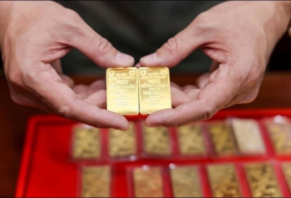 Giá vàng hôm nay (14/12): Vọt tăng