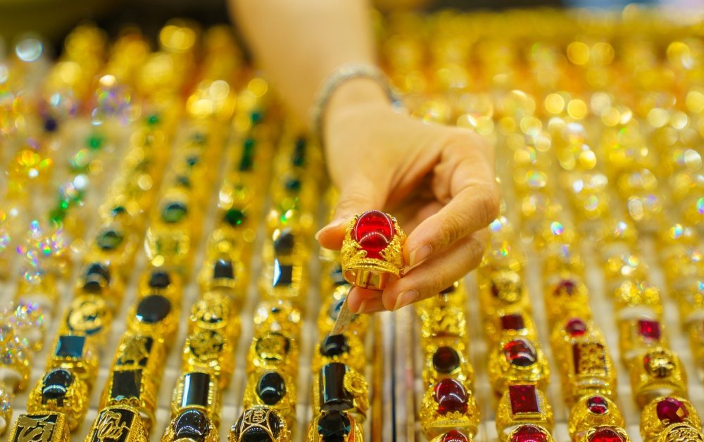 Giá vàng hôm nay 21/4/2026 “quay xe” mạnh: Buổi chiều giảm gần 1 triệu đồng/lượng, thị trường bất ngờ đảo chiều